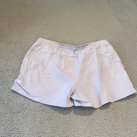 Lululemon Pool Short 5"
Blue size XXL - Picture 3 of 5